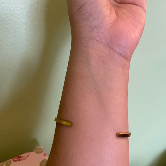 Gold 'Forever Friends' Bracelet - Picture 5 of 5